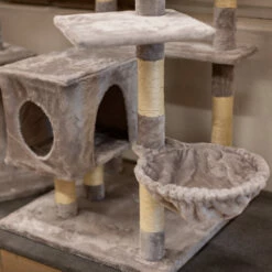 Boogie, Kissan Kiipeilypuu, Colosseum -lemmikki tallentaa boogie kissan kiipeilypuu colosseum se6837 3